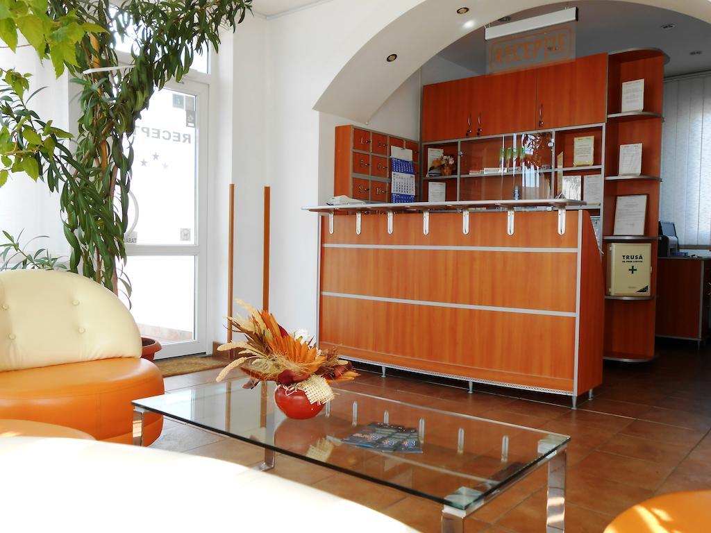 Motel Sora Совата Екстериор снимка