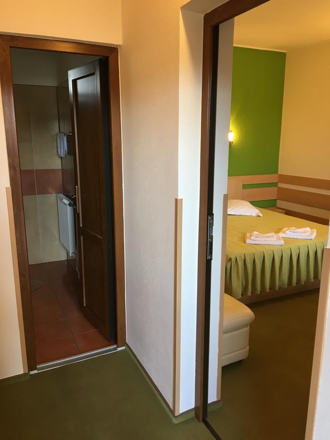 Motel Sora Совата Екстериор снимка