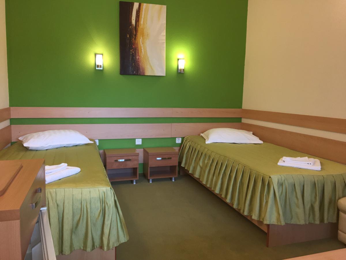 Motel Sora Совата Екстериор снимка