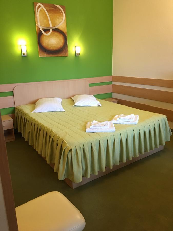 Motel Sora Совата Екстериор снимка